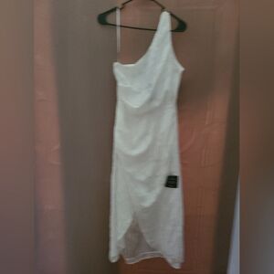 Lulus White one shoulder dress size small